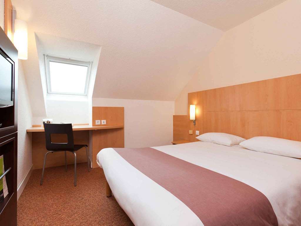 Ibis Provins Hotel Room photo